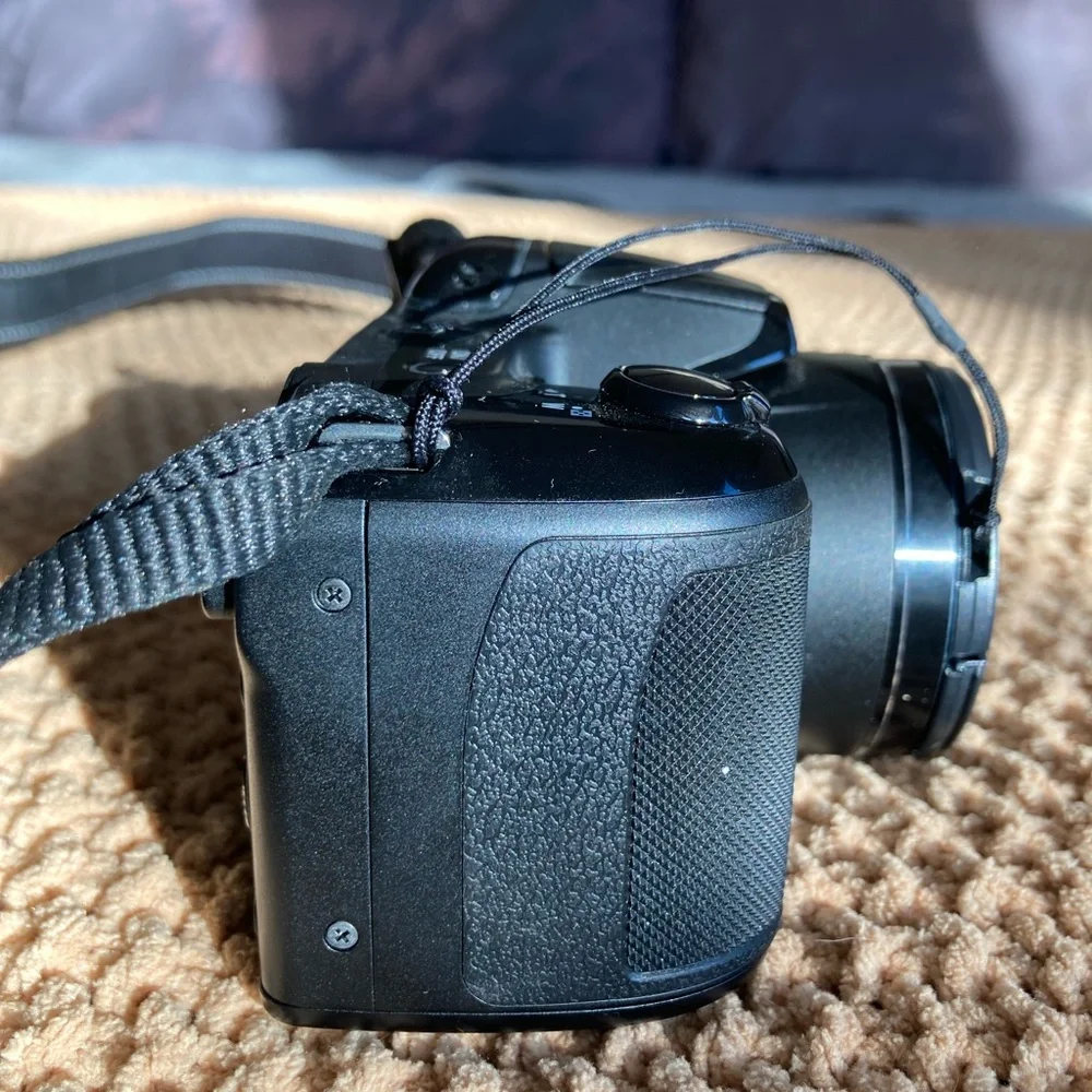 Nikon CoolPix L340 28x Wide Optical Zoom Camera